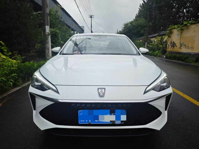淄博24年榮威i51