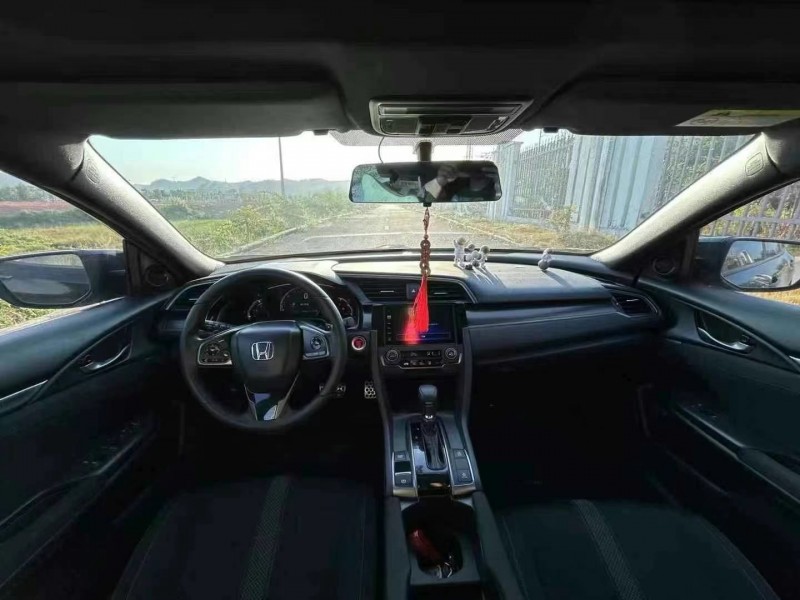 东莞22年本田思域5