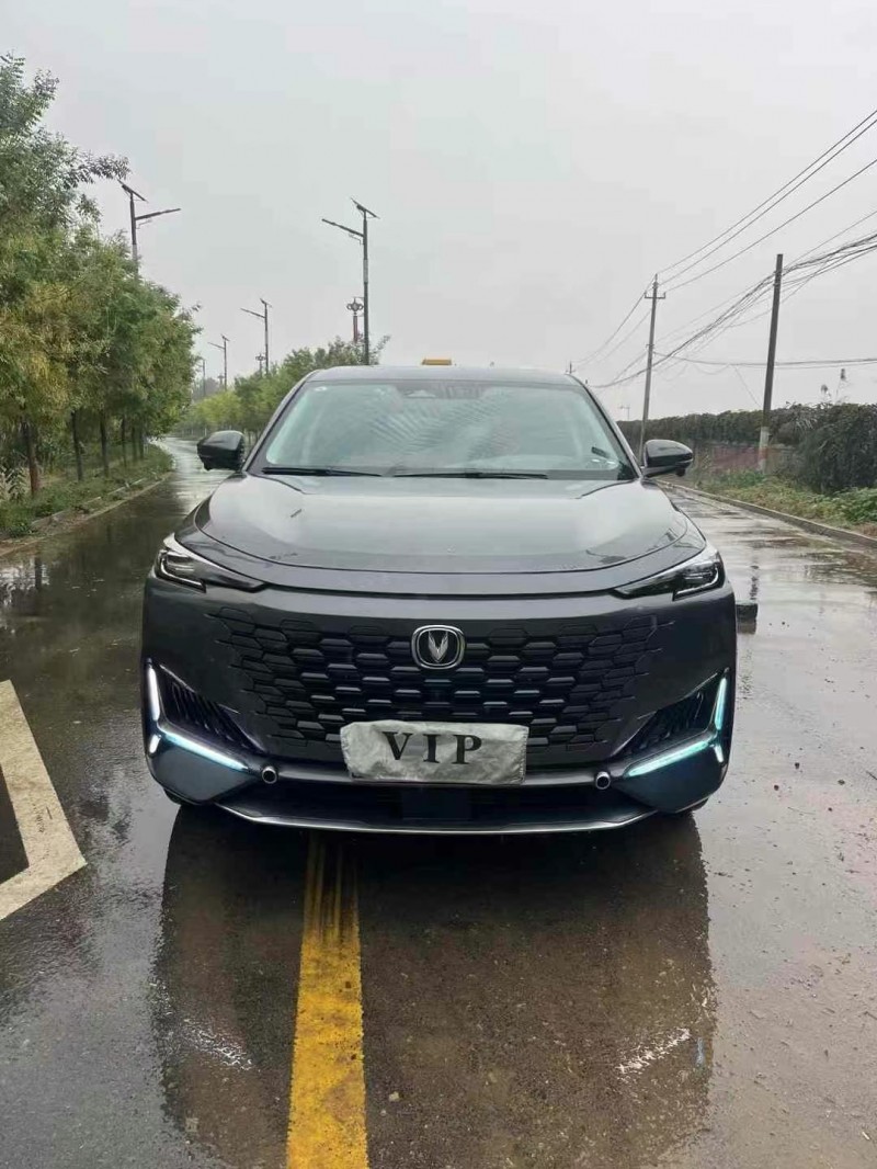 煙臺22年長安汽車UNI-K1