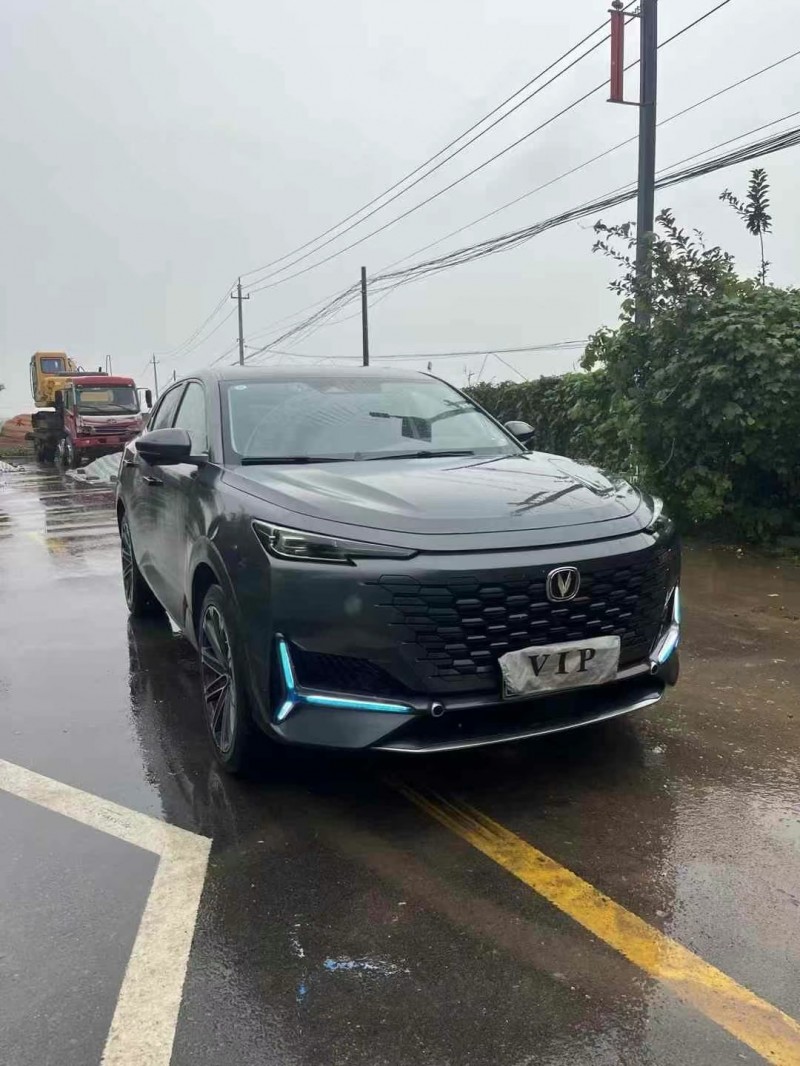 煙臺22年長安汽車UNI-K3