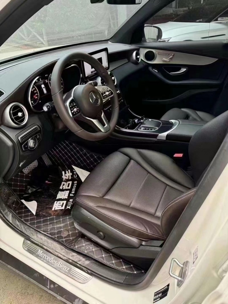 成都22年奔驰GLC3