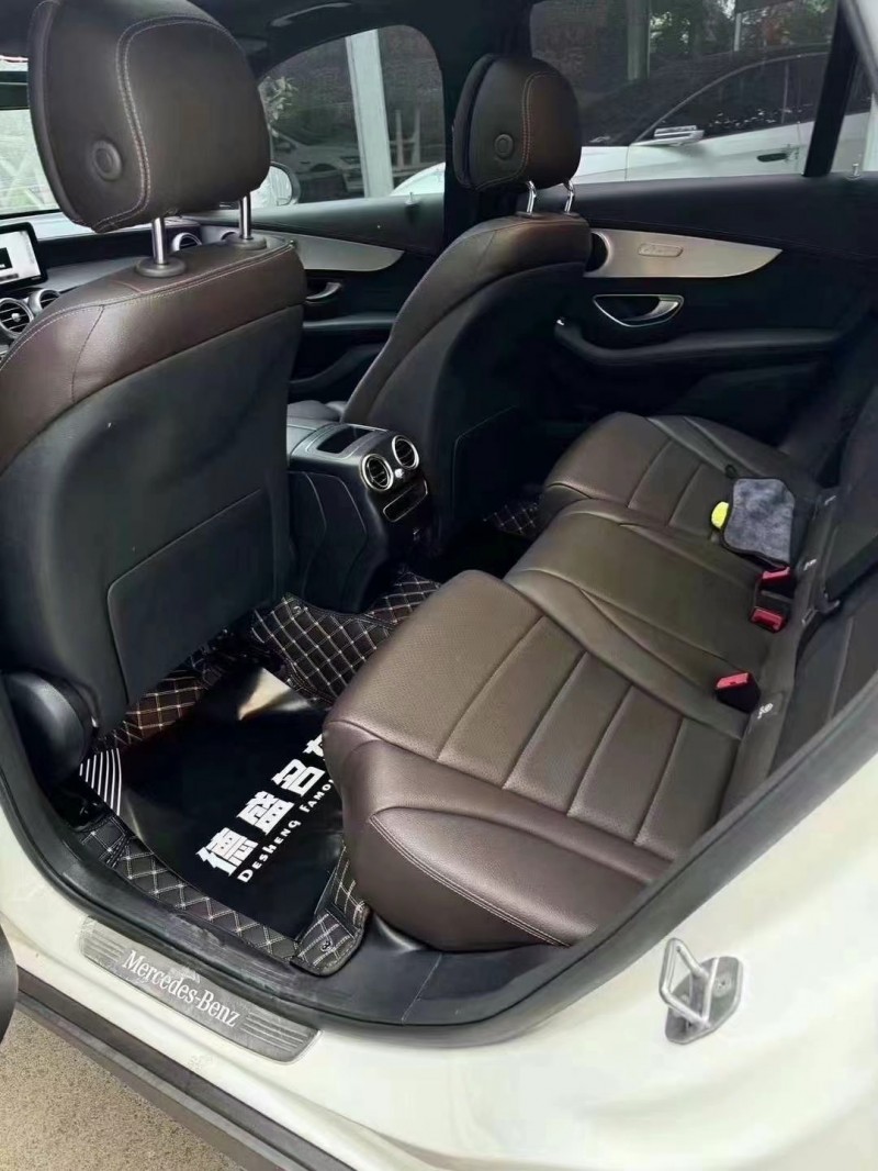 成都22年奔驰GLC6