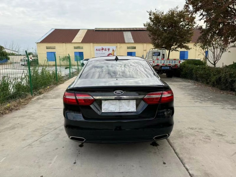 徐州16年福特金牛座9