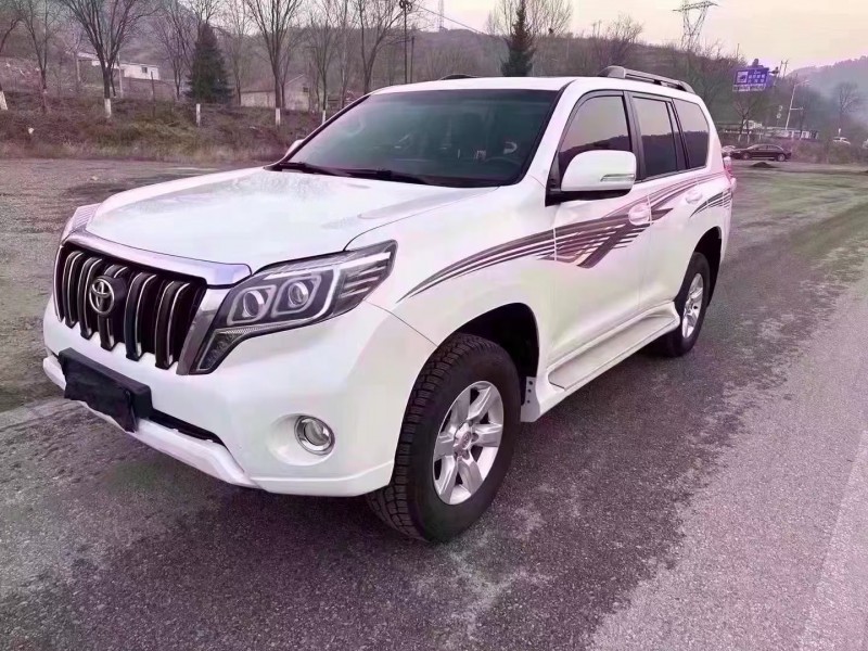 保定17年丰田普拉多2