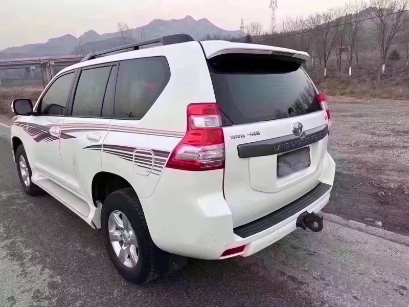 保定17年丰田普拉多4