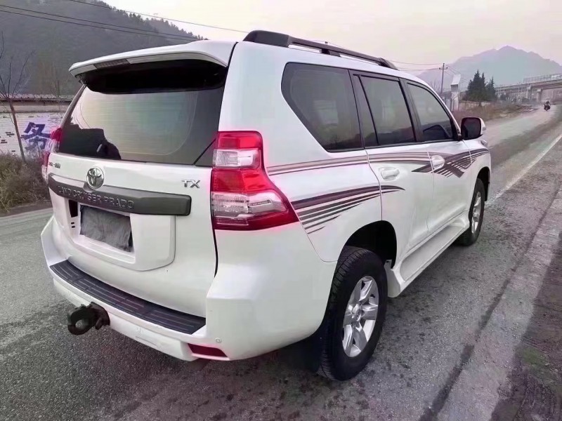 保定17年丰田普拉多5