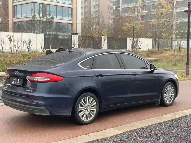 枣庄19年福特蒙迪欧6