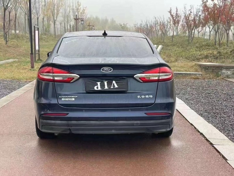 枣庄19年福特蒙迪欧8