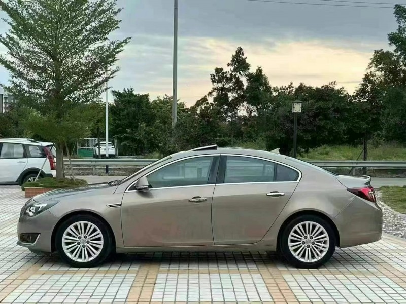 深圳14年别克君威3