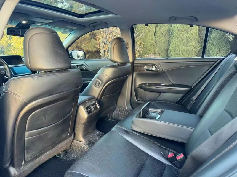 菏泽16年本田雅阁6