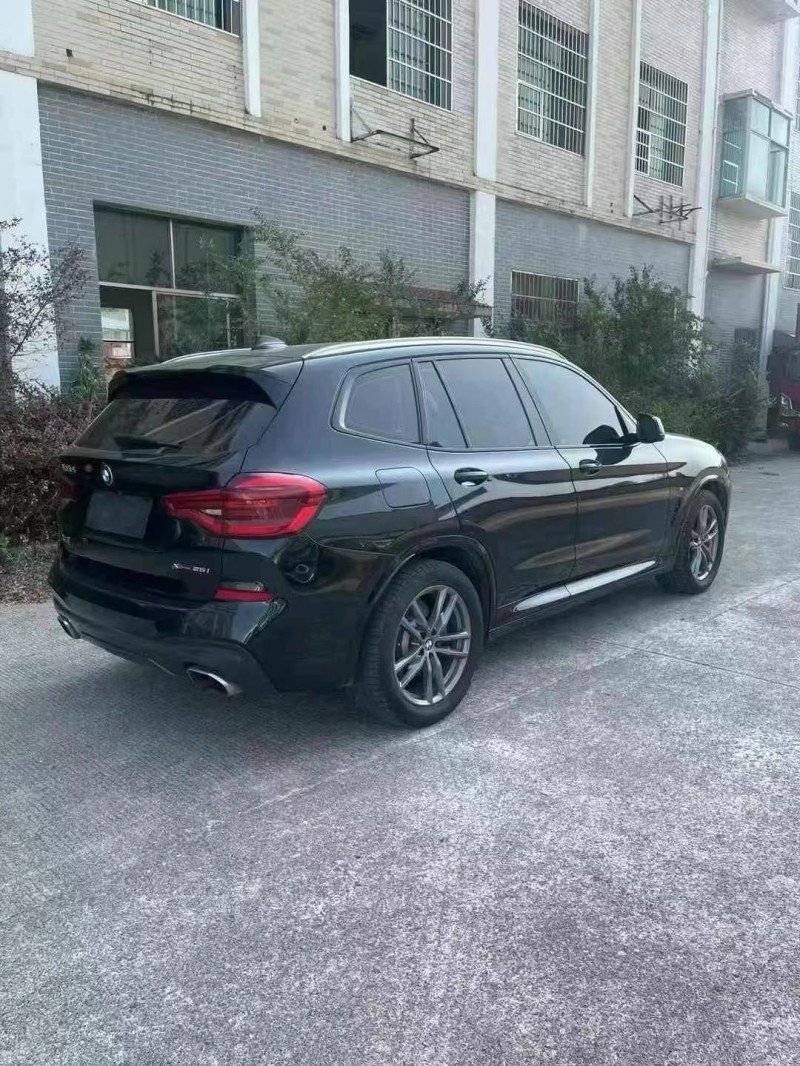 盐城19年宝马X39
