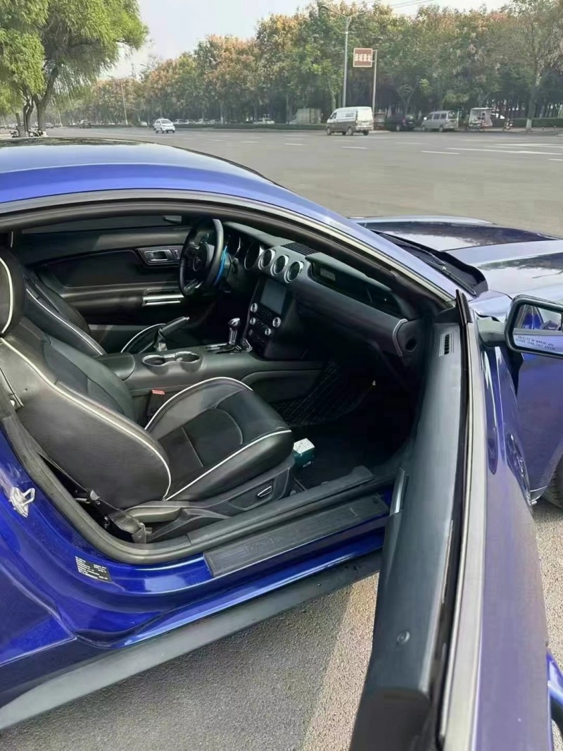 郑州16年福特野马4