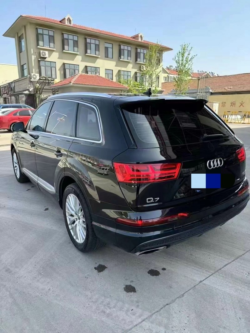 菏泽17年奥迪Q76
