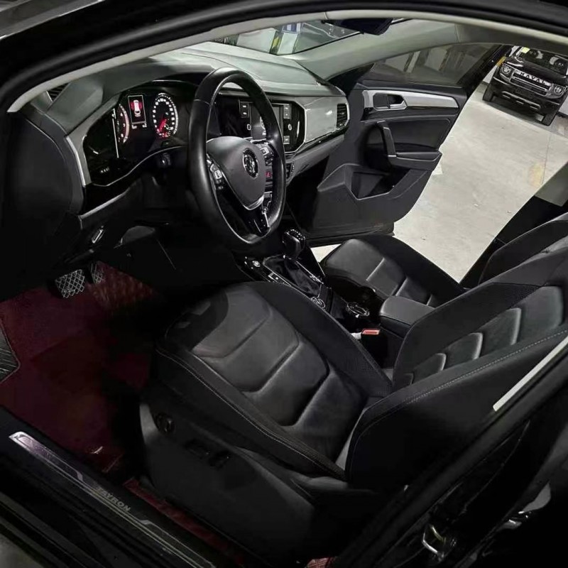 成都20年大众探岳4