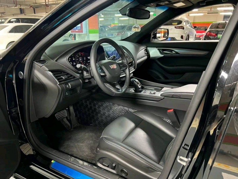 成都23年凯迪拉克XTS6