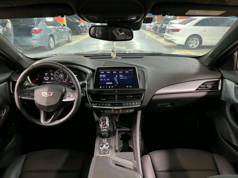 成都23年凯迪拉克XTS9