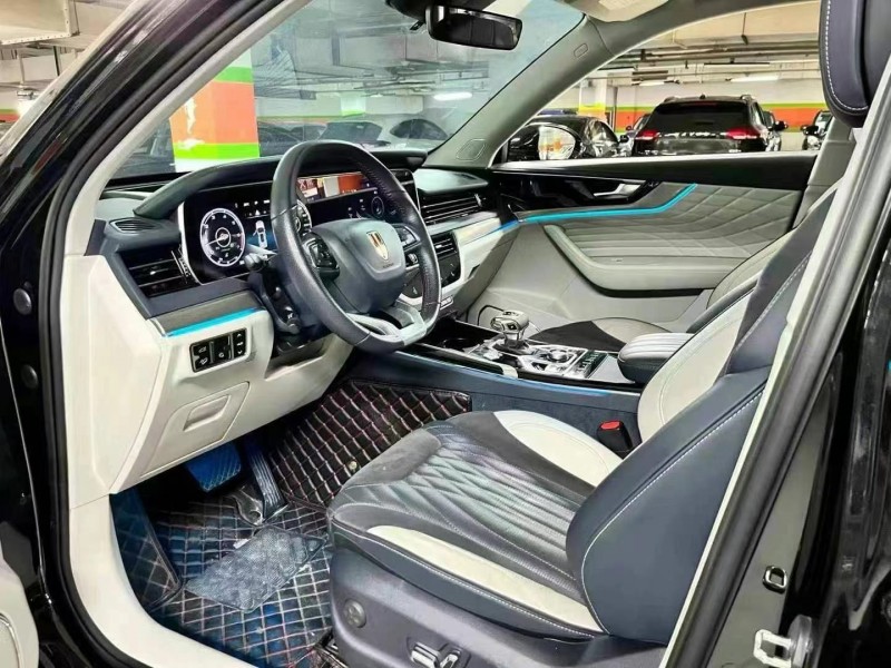 成都22年红旗HS56