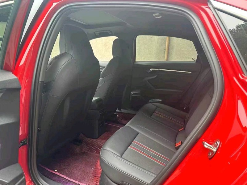 成都21年奥迪A38