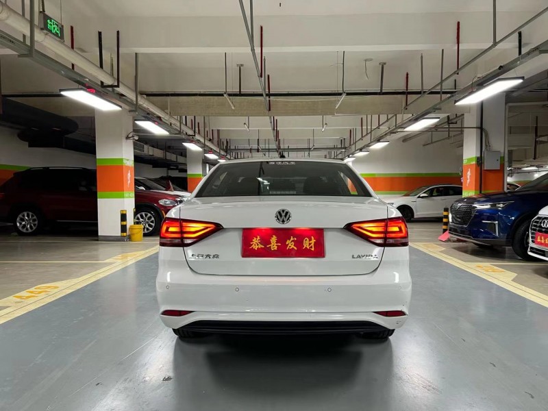 成都23年大众朗逸5