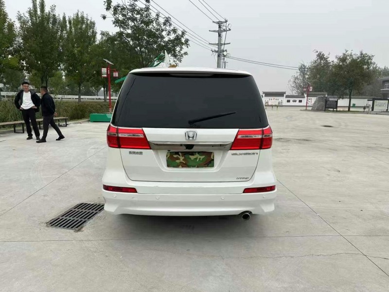 徐州15年本田艾力绅9