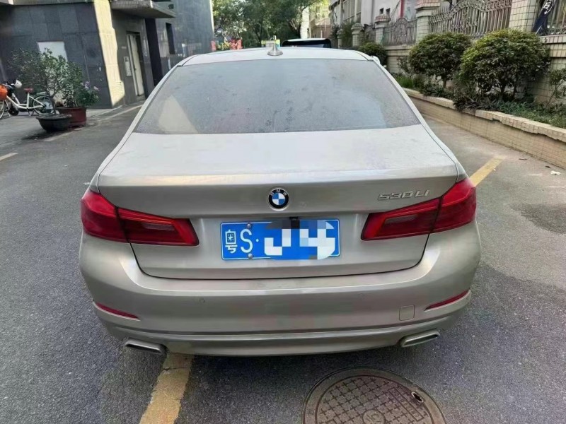 深圳19年宝马5系4
