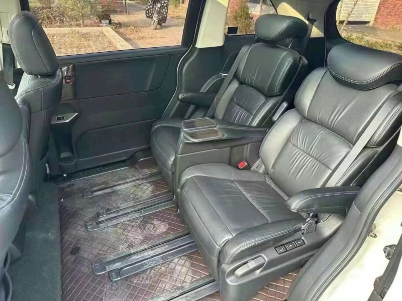 济宁18年本田艾力绅6