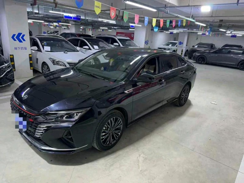 成都23年东风奕炫1