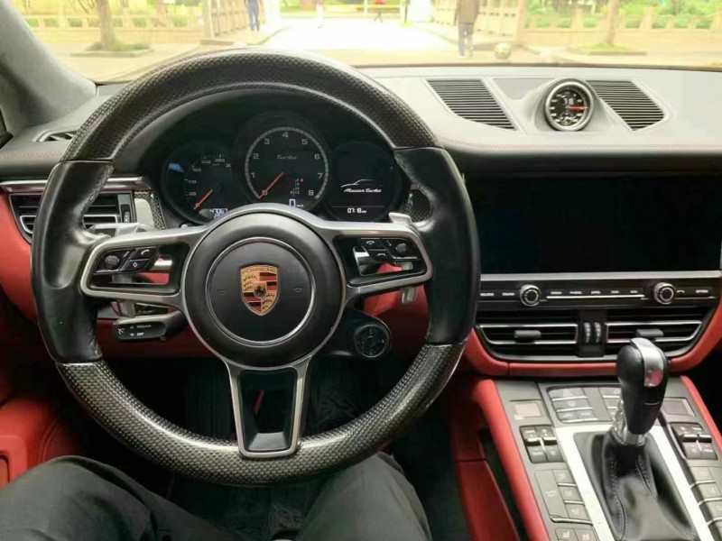 揚州20年保時捷Macan7