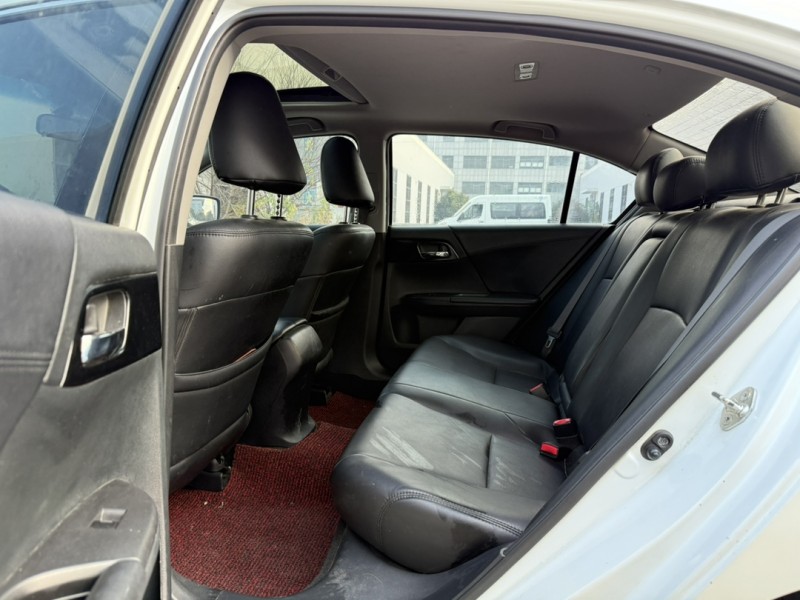 盐城16年本田雅阁4