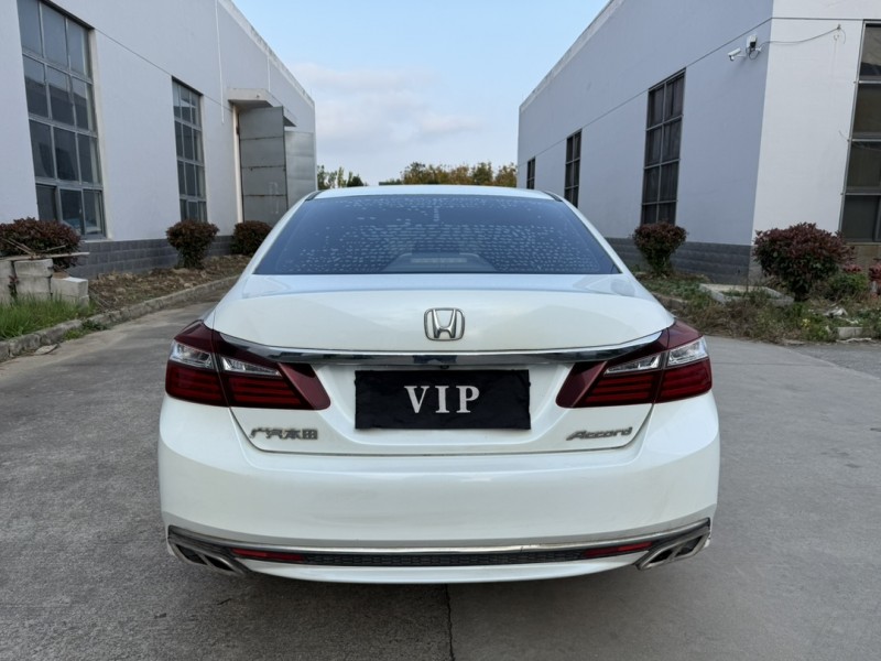 盐城16年本田雅阁9