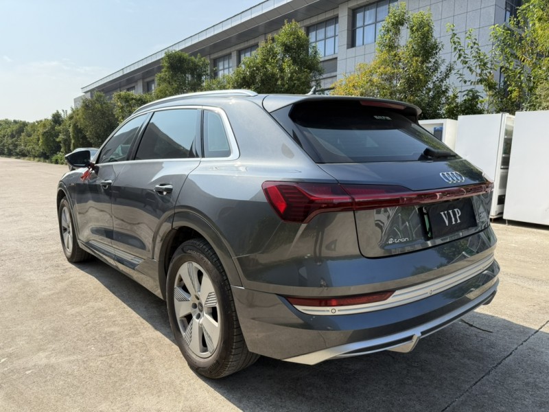 盐城23年奥迪E-tron纯电9