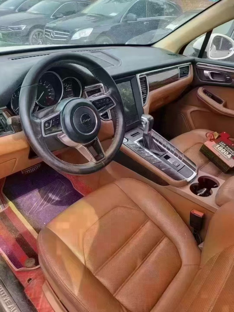 保定17年众泰SR95