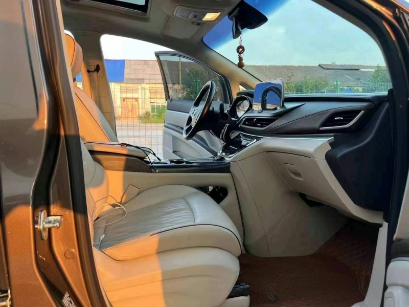 徐州21年别克GL85