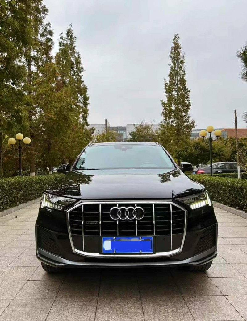 煙臺22年奧迪Q71
