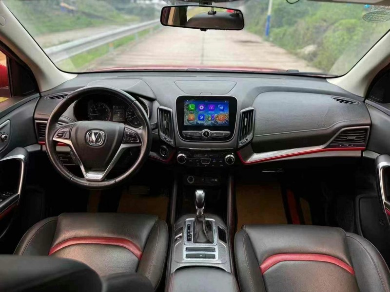 成都17年长安汽车CS556