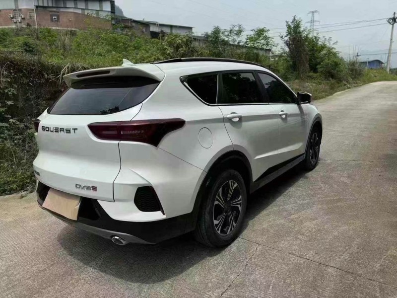 成都23年东南汽车DX85