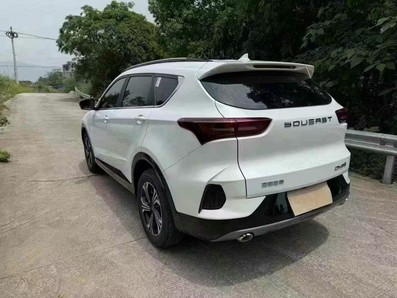 成都23年东南汽车DX86