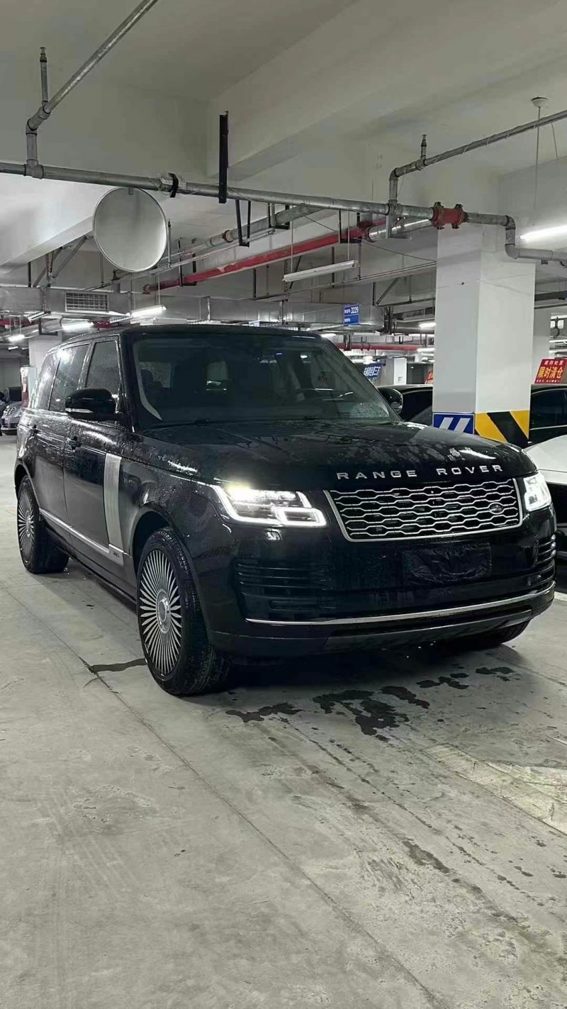 成都21年路虎揽胜行政8