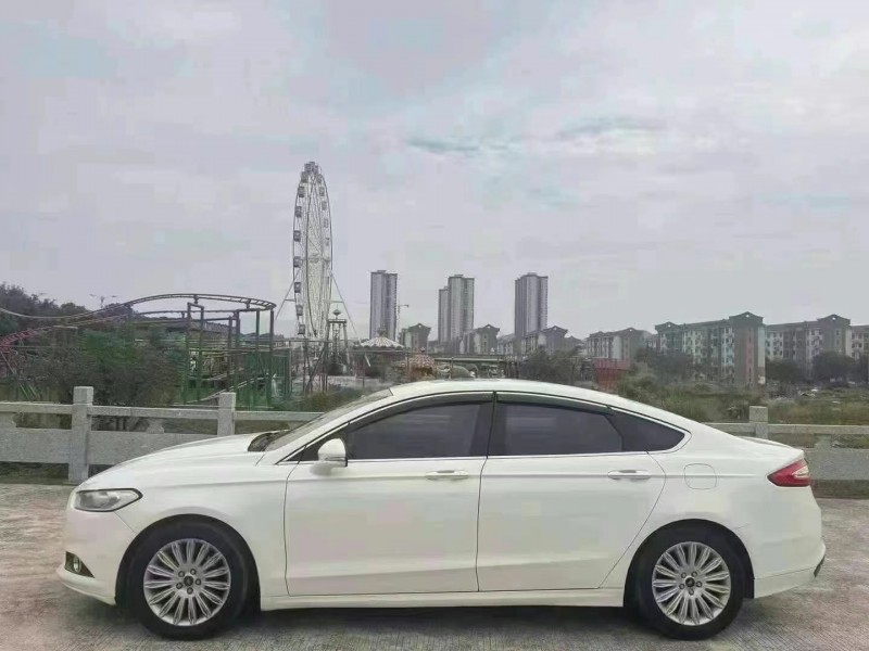 济宁16年福特蒙迪欧2