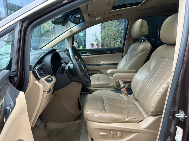 深圳18年别克GL83