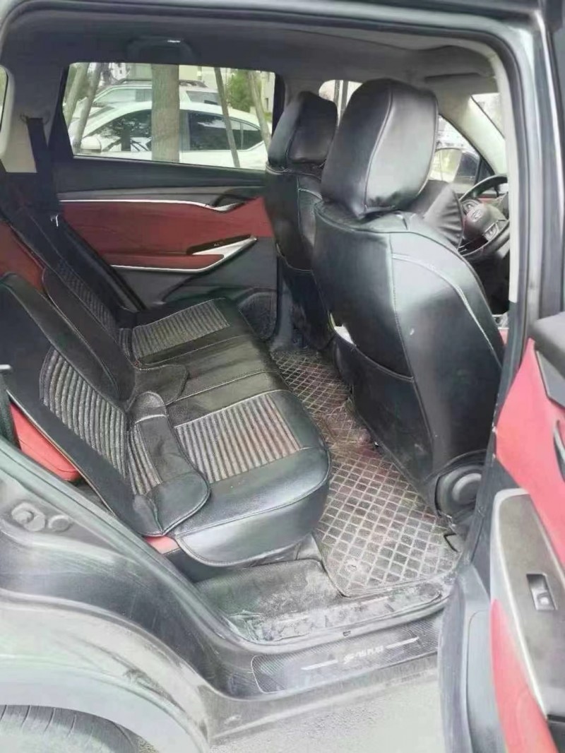 濰坊20年長安汽車CS756