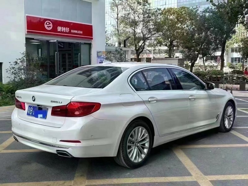 深圳20年宝马5系7
