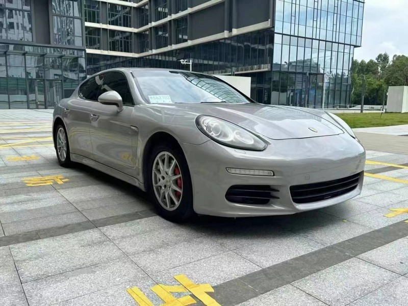 广州13年保时捷帕拉梅拉2