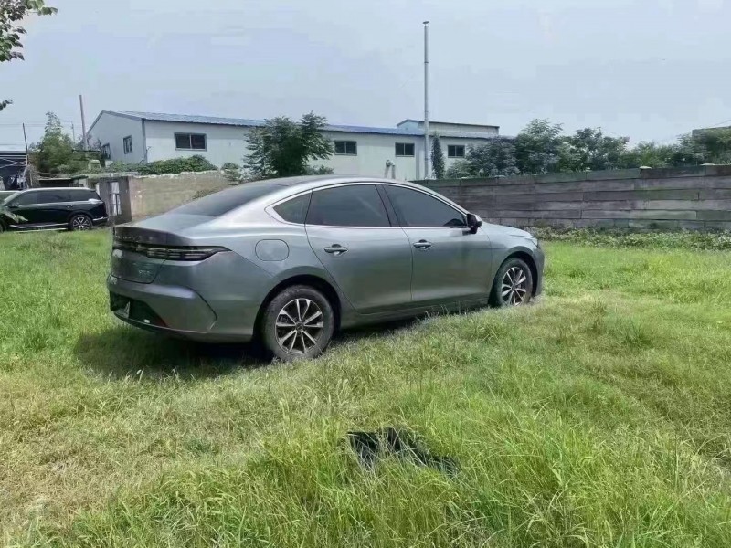 菏泽24年比亚迪驱逐舰4