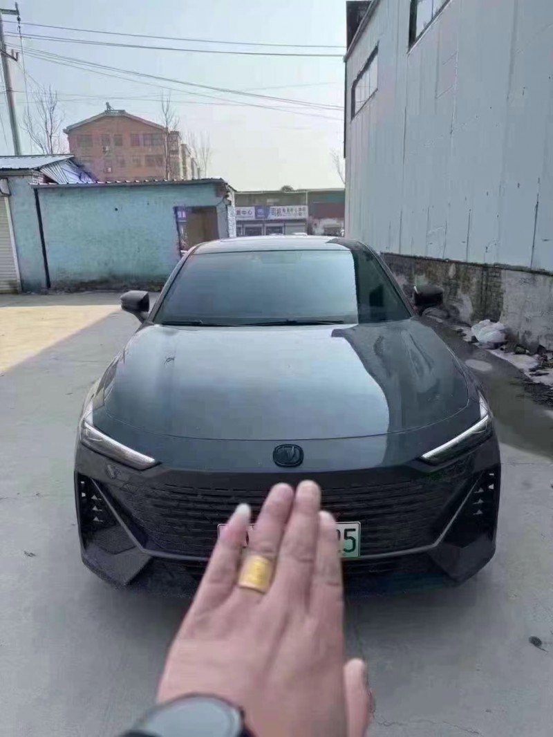 菏泽23年长安汽车UNI-V1