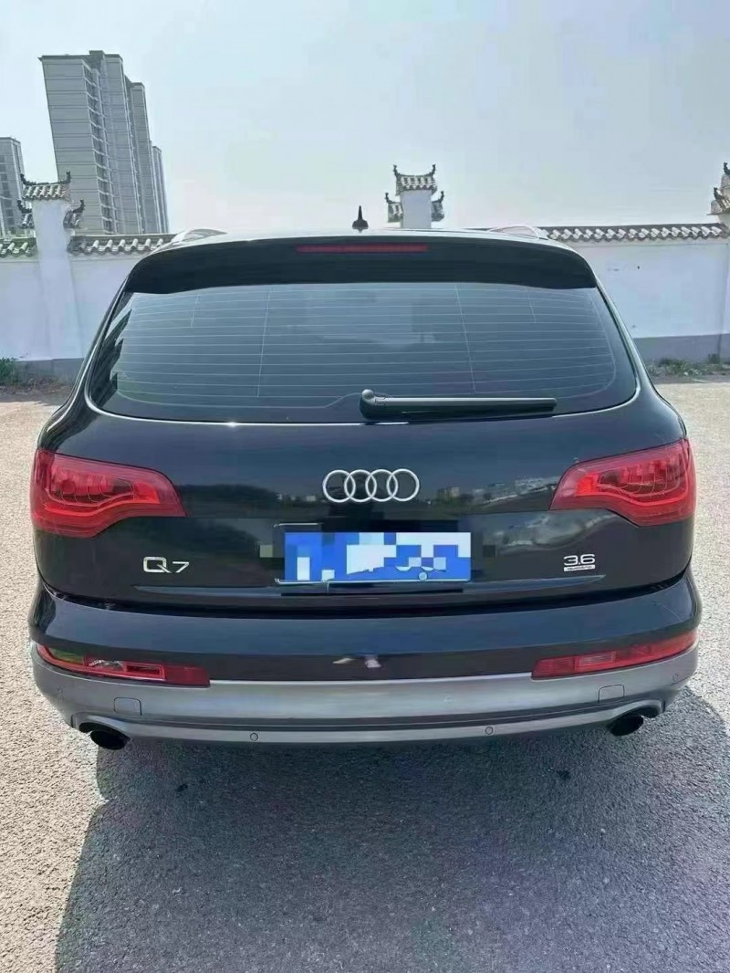 邢臺10年奧迪Q79