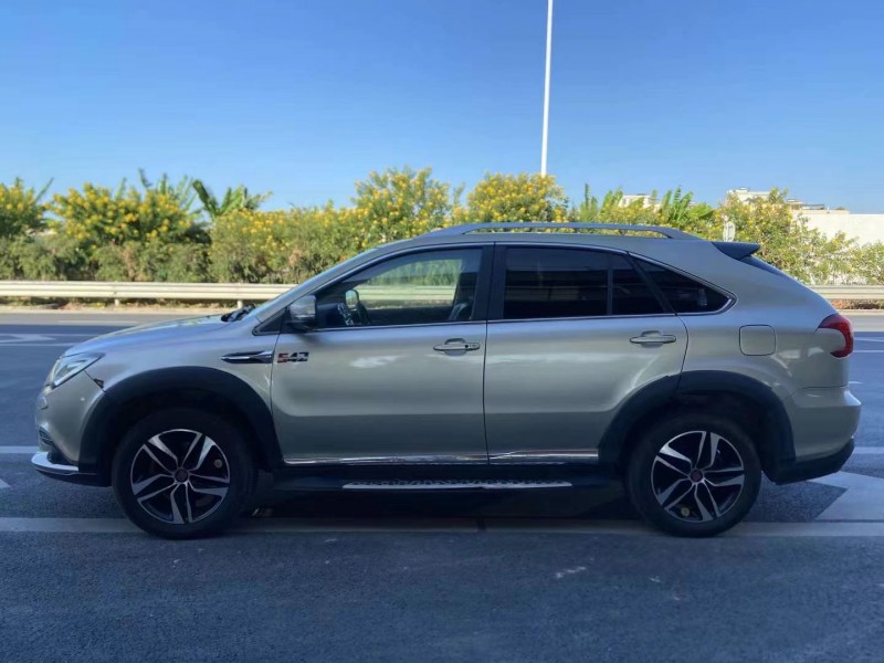 广州16年比亚迪唐5