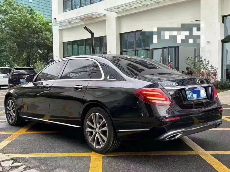 深圳17年奔驰E9