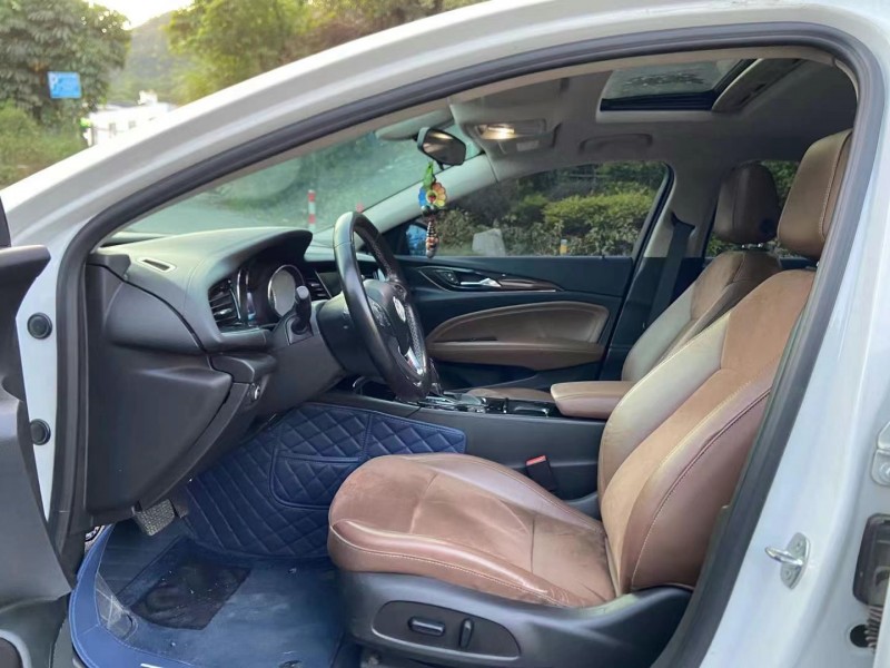 广州18年别克君威9