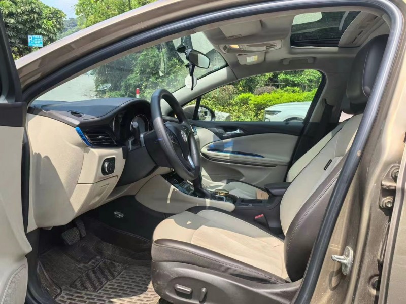 广州16年别克威朗7